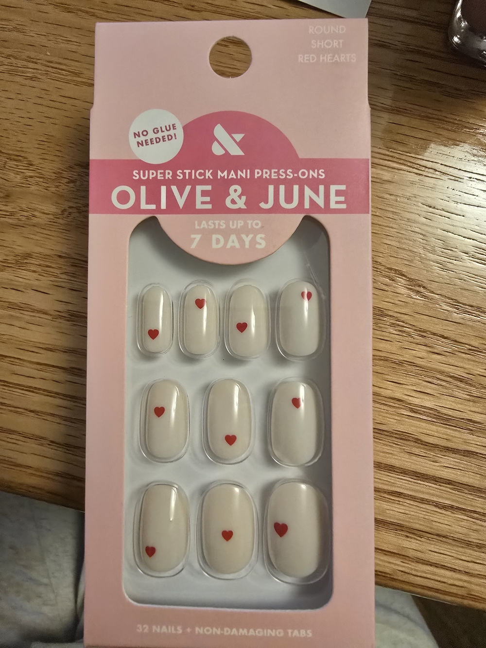 Olive & June Cream Press-On Nails with Red Heart Accent